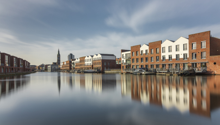 Vlaardingen, NL Istock 1303155886